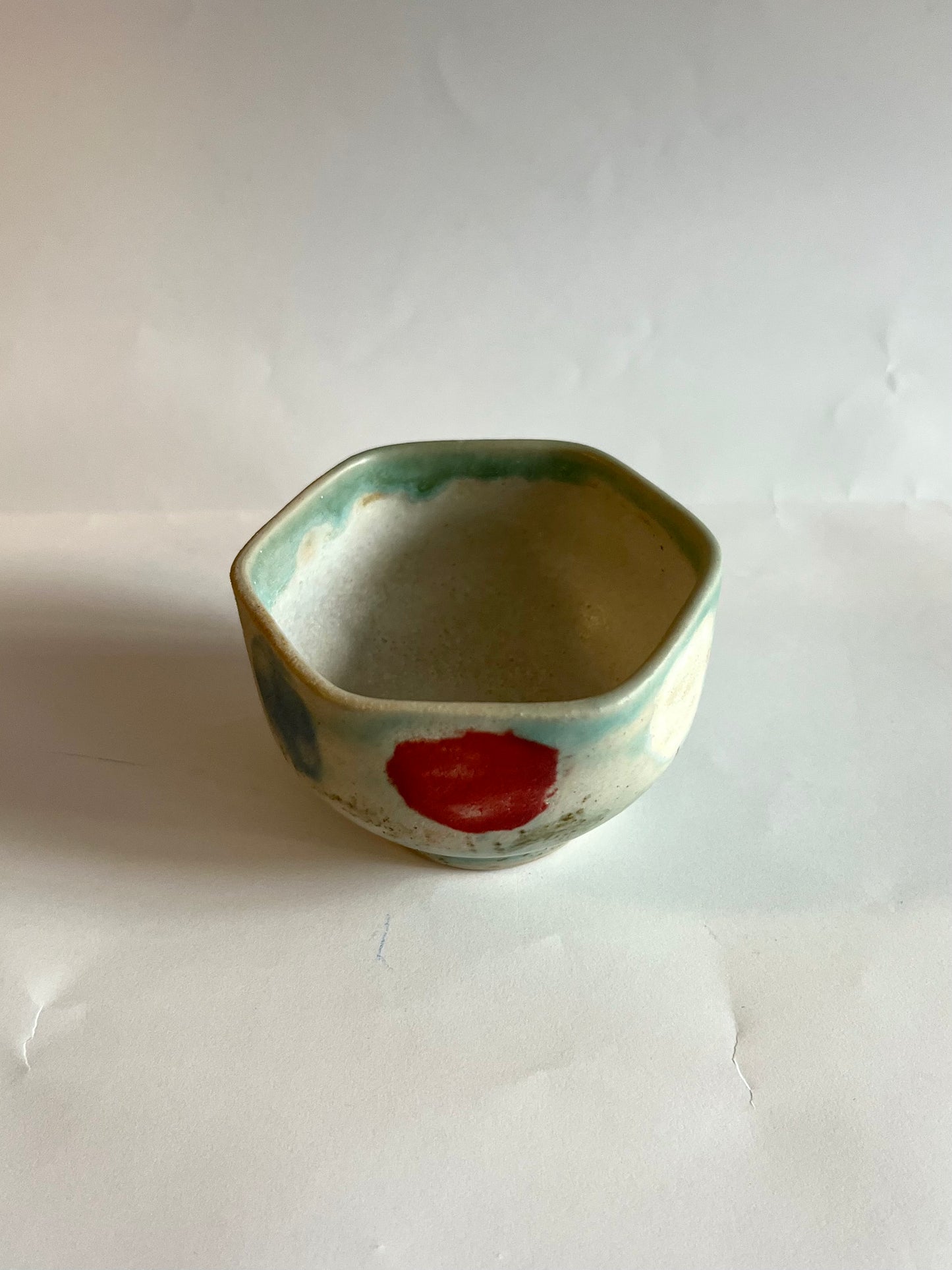 Small angular flower cup