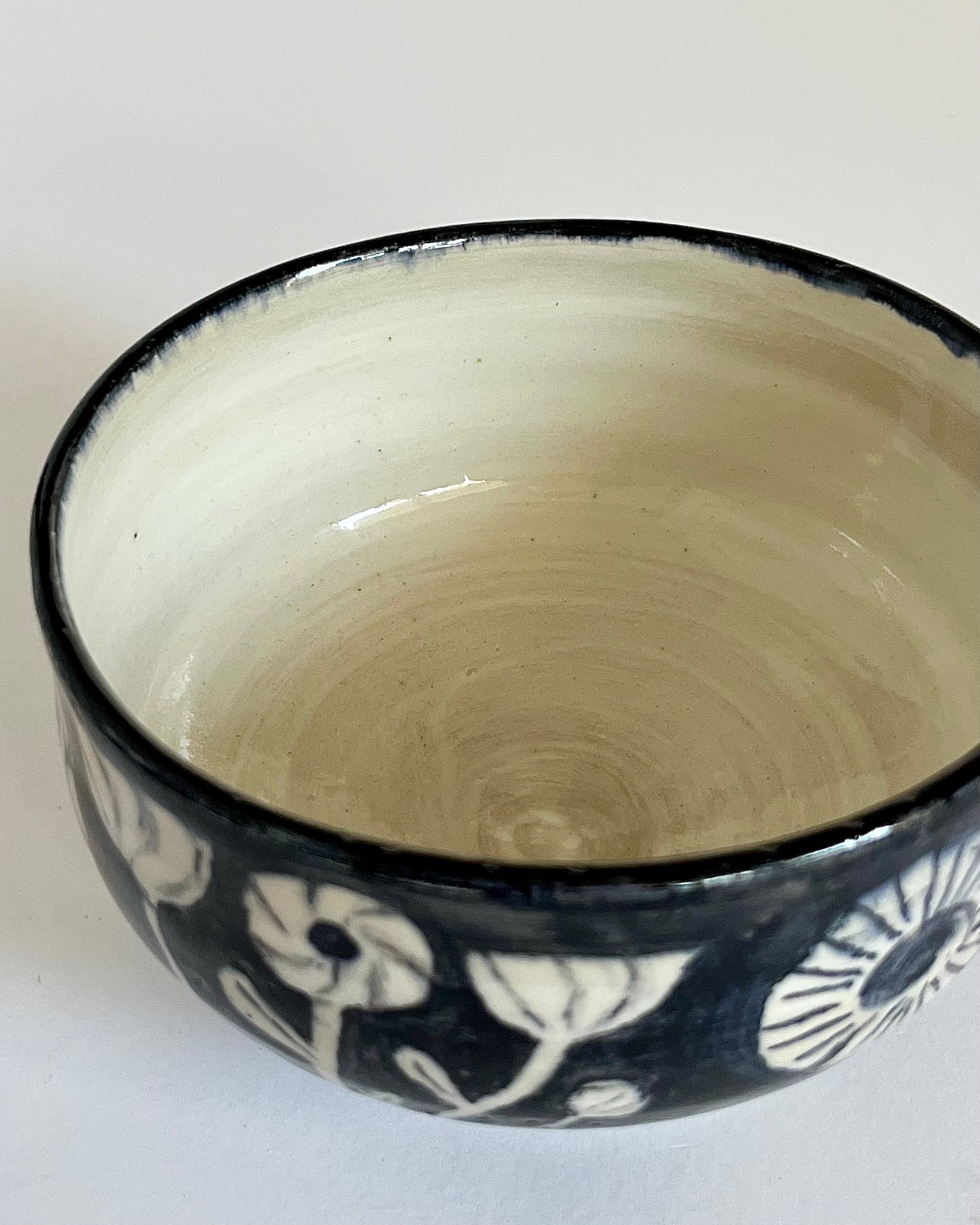 Tea bowl With Flowers