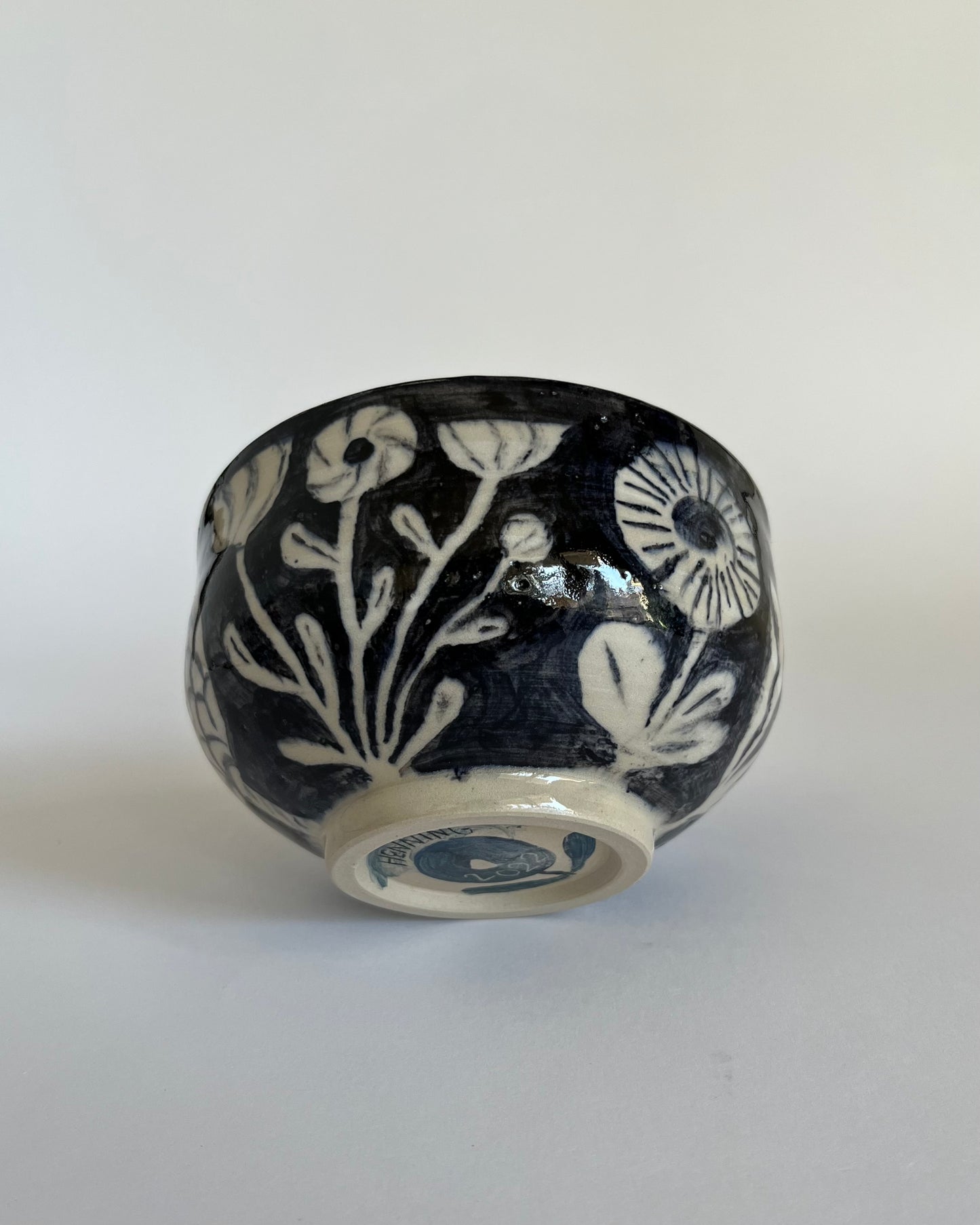 Tea bowl With Flowers