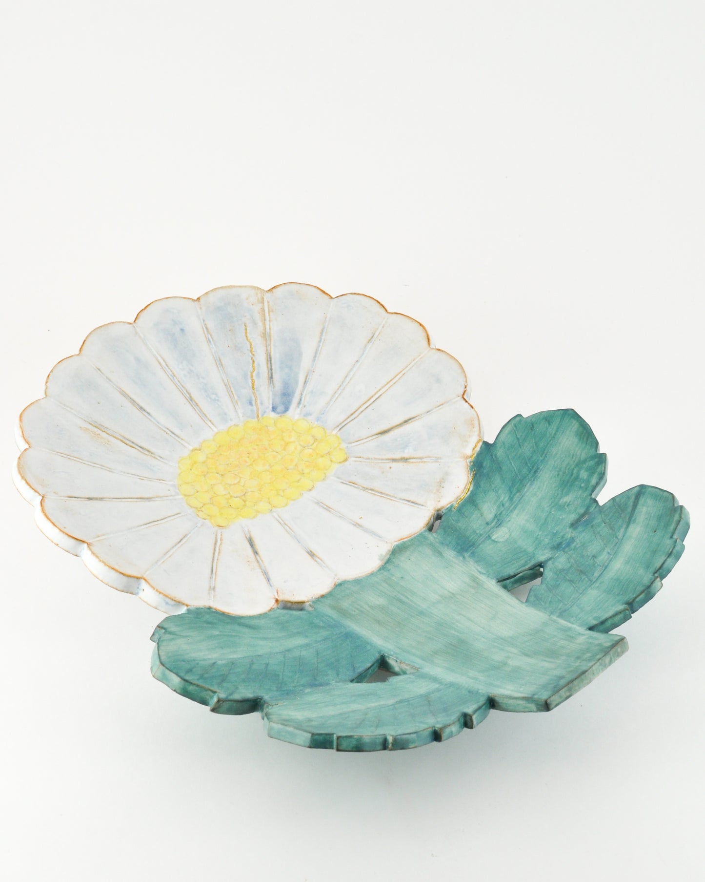 Astrea 10 - big flower shaped plate